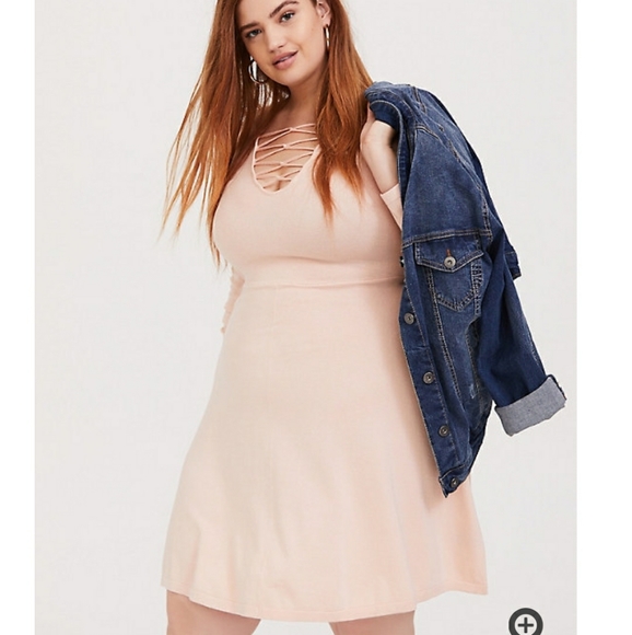 torrid Dresses & Skirts - Torrid size 2 blush long sleeved fit & flair dress